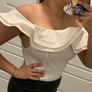 Woman’s Ruffle Cropped Blouse